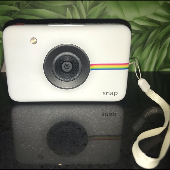 Polaroid snap camera - Picture 4 of 7
